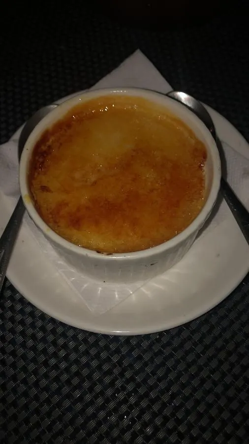 Colony Artotel Kochi Szálloda